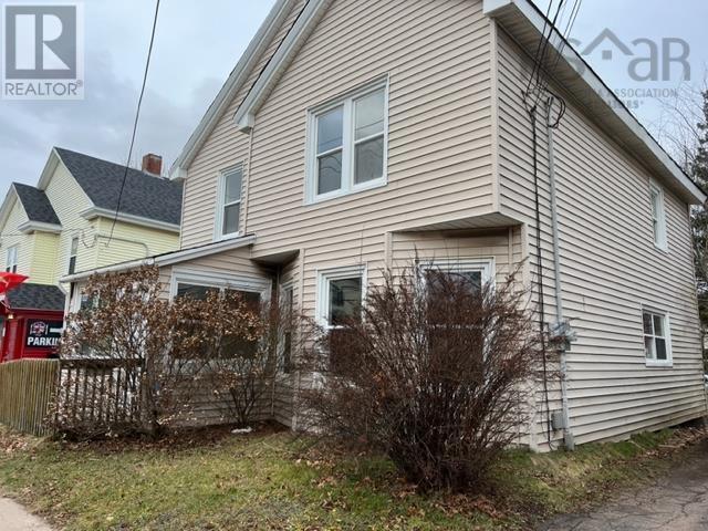 129 Arthur Street, House detached with 4 bedrooms, 1 bathrooms and null parking in Truro NS | Image 1