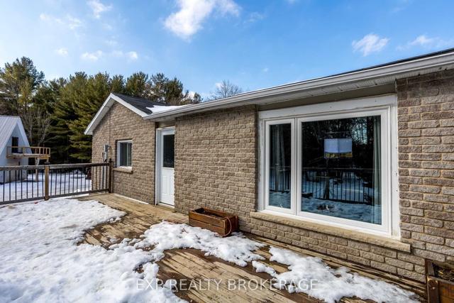 1760 Third Line Rd N, House detached with 3 bedrooms, 2 bathrooms and 10 parking in Douro Dummer ON | Image 10