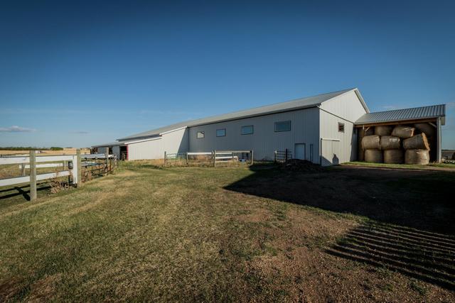 43342 Range Road 183, House detached with 3 bedrooms, 1 bathrooms and 4 parking in Camrose County AB | Image 41