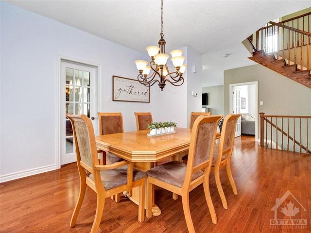 320 Tucana Way, House detached with 5 bedrooms, 5 bathrooms and 4 parking in Ottawa ON | Image 5
