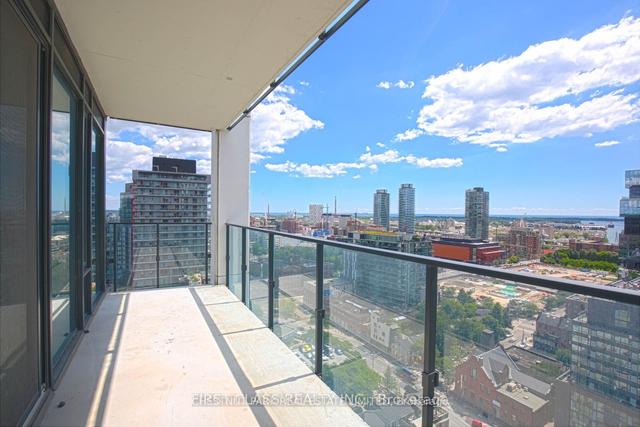 2004 - 55 Ontario St, Condo with 2 bedrooms, 1 bathrooms and 1 parking in Toronto ON | Image 17