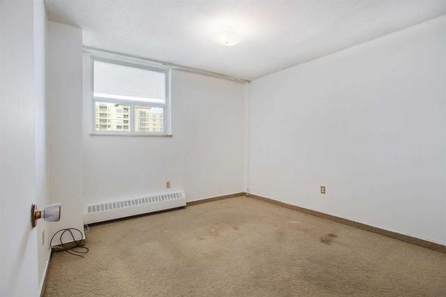 1703 - 390 Dixon Rd, Condo with 2 bedrooms, 1 bathrooms and 1 parking in Toronto ON | Image 14