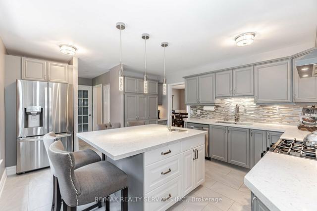 34 Damascus Dr, House detached with 3 bedrooms, 4 bathrooms and 13 parking in Caledon ON | Image 31