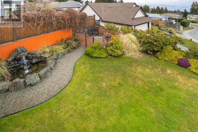 5558 Cliffside Rd, House detached with 3 bedrooms, 4 bathrooms and 6 parking in Nanaimo BC | Image 87