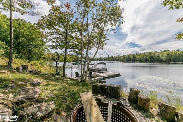 538 Haskett Drive, House detached with 2 bedrooms, 1 bathrooms and 6 parking in Georgian Bay ON | Image 34
