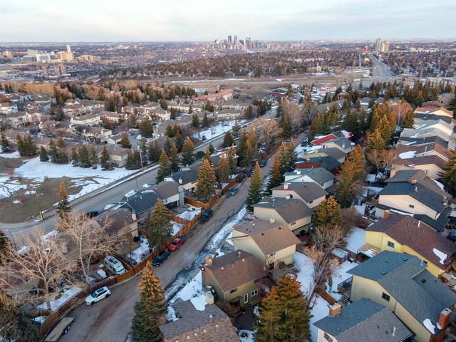 75 Coach Manor Terrace Sw, House detached with 3 bedrooms, 2 bathrooms and 2 parking in Calgary AB | Image 42
