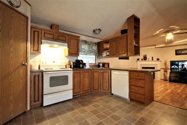 183 Grenoble Crescent, House detached with 3 bedrooms, 2 bathrooms and 3 parking in Wood Buffalo AB | Image 12
