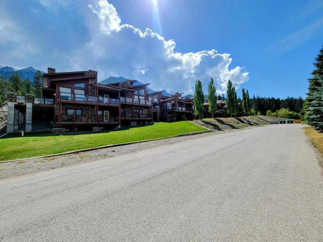 6 - 5150 Fairway Drive, House attached with 3 bedrooms, 4 bathrooms and 2 parking in East Kootenay F BC | Image 49