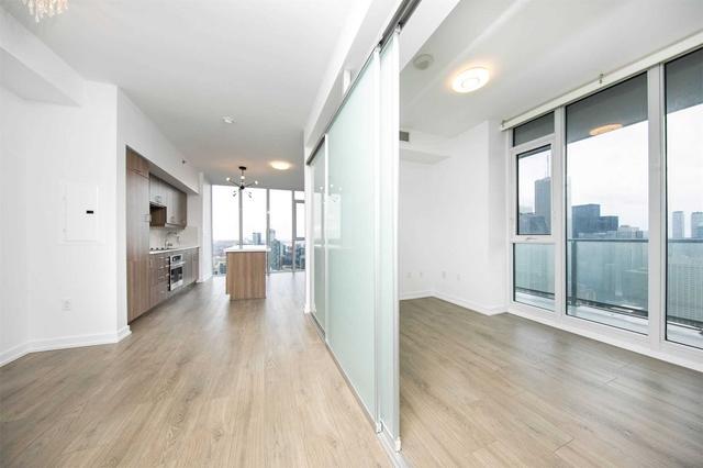 p308 - 426 University Ave, Condo with 2 bedrooms, 1 bathrooms and 0 parking in Toronto ON | Image 4