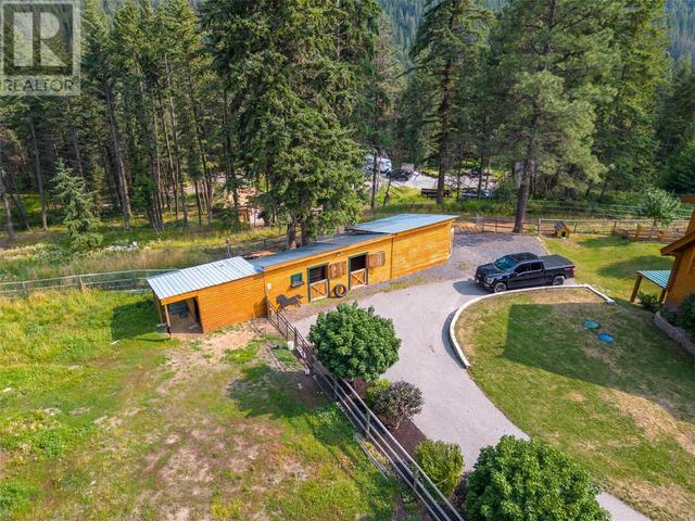 6741 Highway 33, E, House detached with 4 bedrooms, 2 bathrooms and 12 parking in Kelowna BC | Image 34