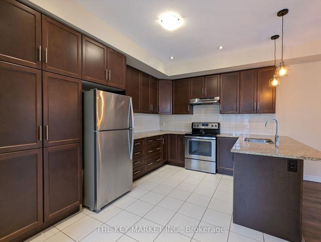 365 Belcourt Common St, House attached with 3 bedrooms, 3 bathrooms and 2 parking in Oakville ON | Image 10