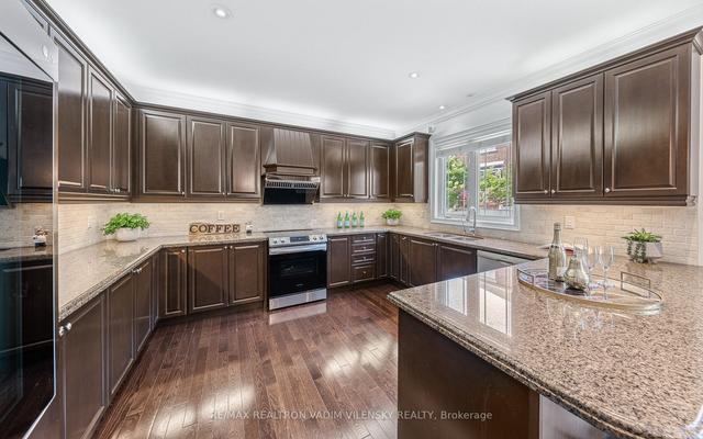 62 Nosson Pl, House detached with 4 bedrooms, 5 bathrooms and 6 parking in Vaughan ON | Image 4