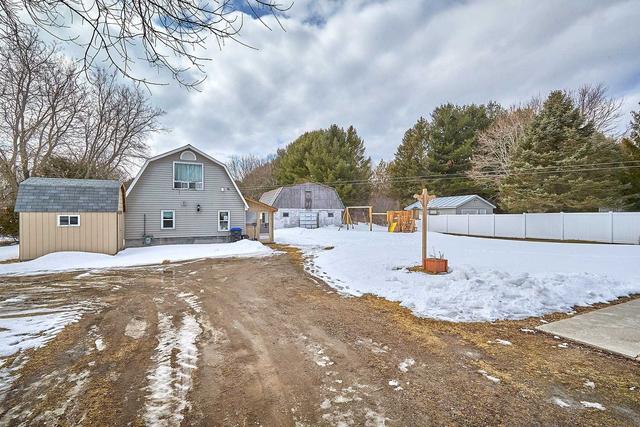 450 Cedar Point Rd, House detached with 3 bedrooms, 1 bathrooms and 16 parking in Tiny ON | Image 9