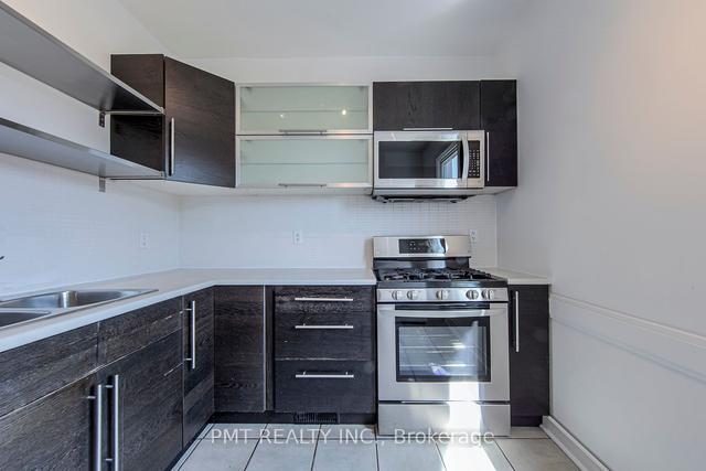 upper - 159 Shaw St, House other with 2 bedrooms, 1 bathrooms and 0 parking in Toronto ON | Image 4