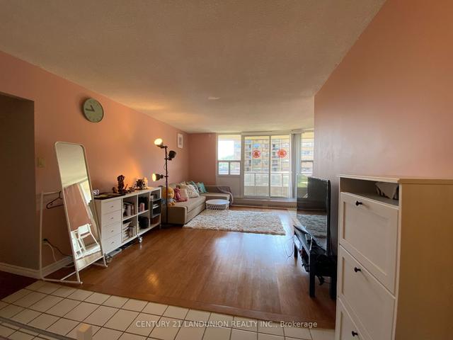 808 - 1964 Main St W, Condo with 3 bedrooms, 2 bathrooms and 1 parking in Hamilton ON | Image 12