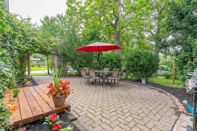 24 Panmure Cres E, House detached with 5 bedrooms, 2 bathrooms and 5 parking in Toronto ON | Image 21