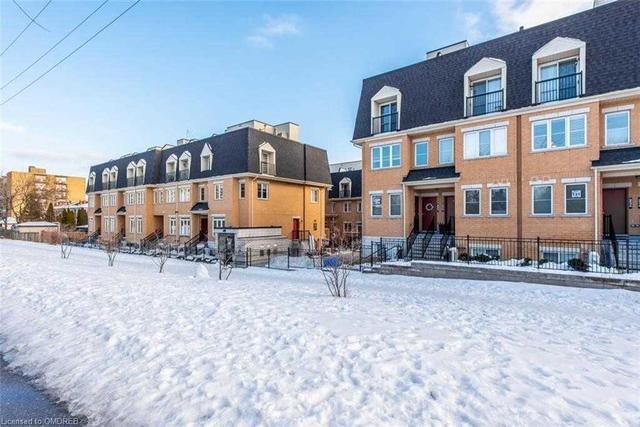 233 - 390 Hopewell Ave, Townhouse with 2 bedrooms, 2 bathrooms and 1 parking in Toronto ON | Image 28