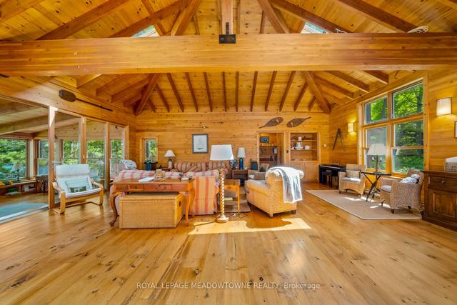 b704 Pt Mclaren Island E, House detached with 1 bedrooms, 4 bathrooms and 0 parking in Parry Sound ON | Image 4