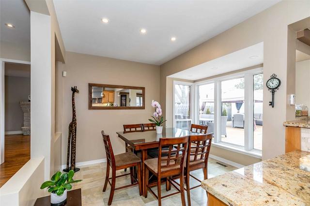 31 Patrician Crt, House detached with 3 bedrooms, 3 bathrooms and 6 parking in Bradford West Gwillimbury ON | Image 5