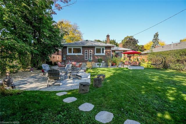 23 West Hampton Road, House detached with 5 bedrooms, 2 bathrooms and 5 parking in St. Catharines ON | Image 16