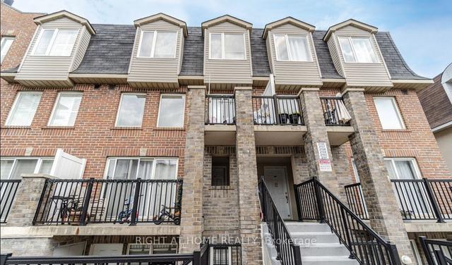 2137 - 115 George Appleton Way, Townhouse with 3 bedrooms, 2 bathrooms and 1 parking in Toronto ON | Image 1