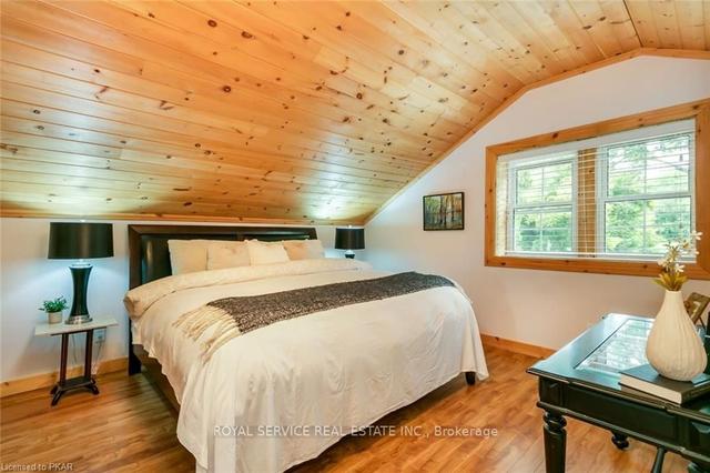 203 County Road 28, House detached with 4 bedrooms, 3 bathrooms and 4 parking in Otonabee South Monaghan ON | Image 7
