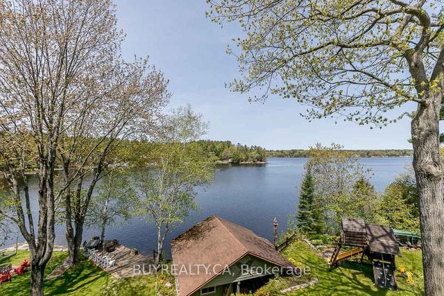 1009 Dove Dr, House detached with 5 bedrooms, 4 bathrooms and 7 parking in Gravenhurst ON | Image 3