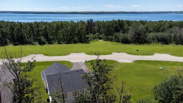 186 Slopeside Drive, House detached with 3 bedrooms, 2 bathrooms and 5 parking in Lacombe County AB | Image 3