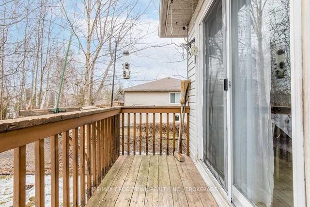 62 Caribou Tr, House detached with 2 bedrooms, 3 bathrooms and 6 parking in Wasaga Beach ON | Image 4