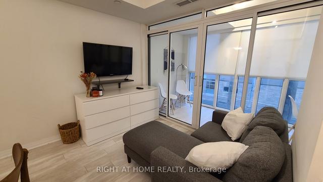 211 - 1630 Queen St E, Condo with 1 bedrooms, 1 bathrooms and 0 parking in Toronto ON | Image 9
