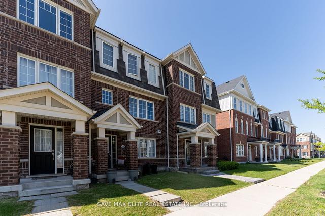 30 Metro Cres, House attached with 3 bedrooms, 3 bathrooms and 4 parking in Brampton ON | Image 21