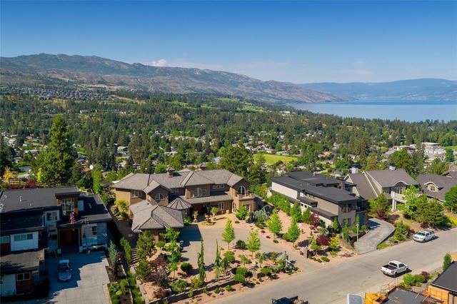 1035 Westpoint Drive, House detached with 5 bedrooms, 5 bathrooms and 7 parking in Kelowna BC | Image 37