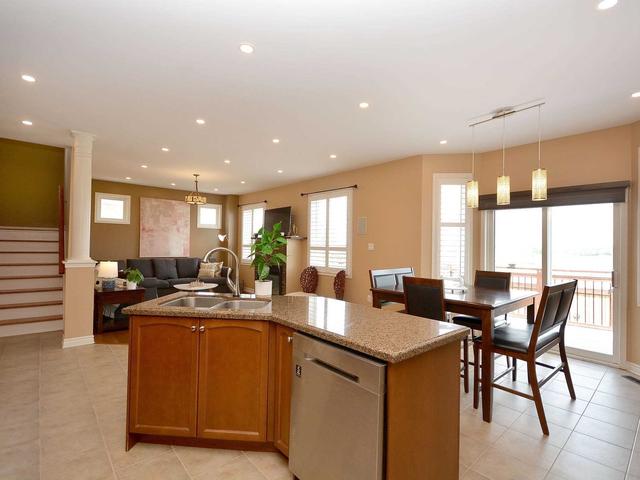 983 Donnelly St, House detached with 4 bedrooms, 4 bathrooms and 6 parking in Milton ON | Image 40