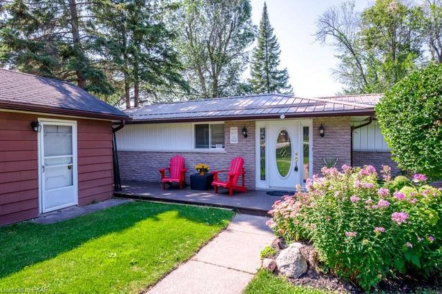 89 Kenedon Drive, House detached with 2 bedrooms, 1 bathrooms and 5 parking in Kawartha Lakes ON | Image 48