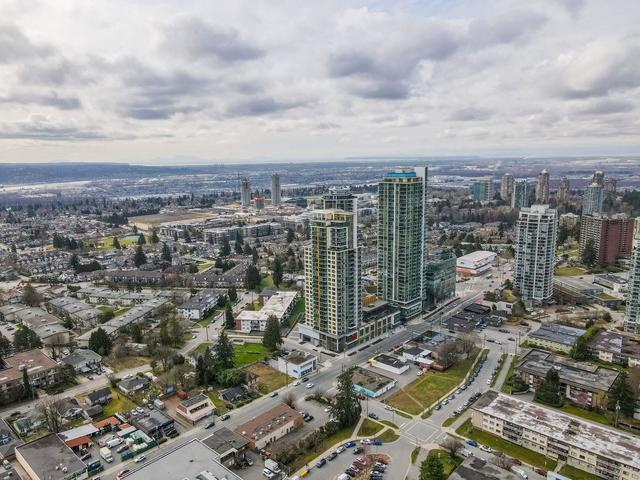 1606 - 7303 Noble Lane, Condo with 1 bedrooms, 1 bathrooms and 1 parking in Burnaby BC | Image 2