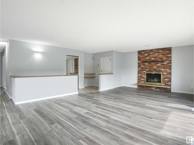 5916 11 Av Nw, House detached with 3 bedrooms, 2 bathrooms and null parking in Edmonton AB | Image 8