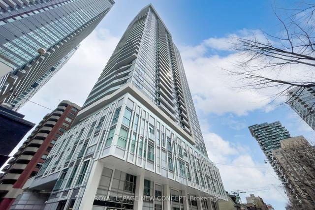 1409 - 77 Mutual St, Condo with 2 bedrooms, 1 bathrooms and 0 parking in Toronto ON | Image 12