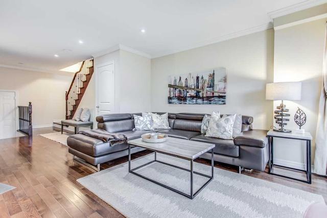 102 Holland Park Ave W, House semidetached with 3 bedrooms, 4 bathrooms and 2 parking in Toronto ON | Image 13