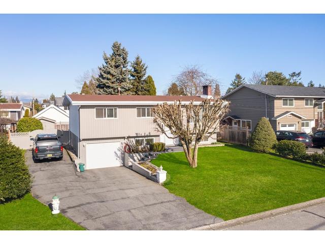 11455 85 Avenue, House detached with 4 bedrooms, 2 bathrooms and 4 parking in Delta BC | Image 1