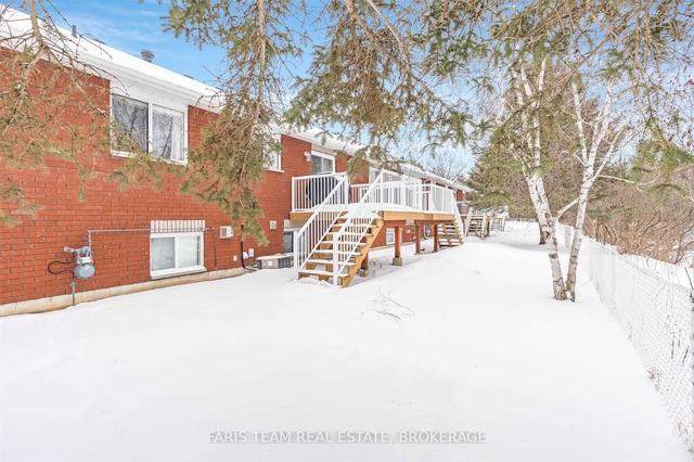 #2-90 Thompsons Rd, Townhouse with 2 bedrooms, 2 bathrooms and 2 parking in Penetanguishene ON | Image 13