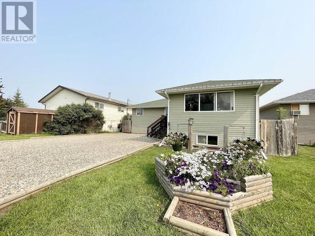 10615 102 Street, House detached with 5 bedrooms, 2 bathrooms and null parking in Taylor BC | Image 39