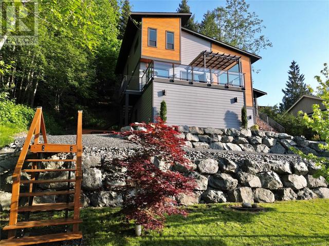 267 North Shore Rd, House detached with 3 bedrooms, 3 bathrooms and 4 parking in Lake Cowichan BC | Image 6