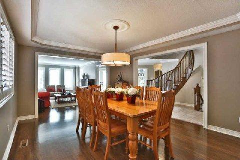 1035 Trailview Dr, House detached with 4 bedrooms, 5 bathrooms and 2 parking in Oakville ON | Image 4