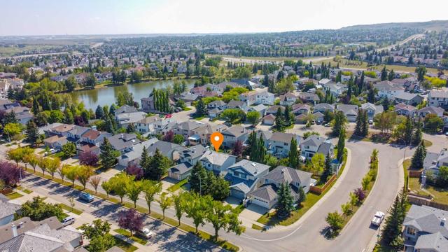 9982 Hidden Valley Drive Nw, House detached with 4 bedrooms, 2 bathrooms and 5 parking in Calgary AB | Image 36