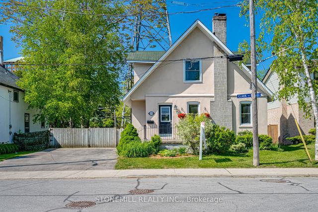578 Clark Ave, House detached with 3 bedrooms, 1 bathrooms and 4 parking in Burlington ON | Image 15