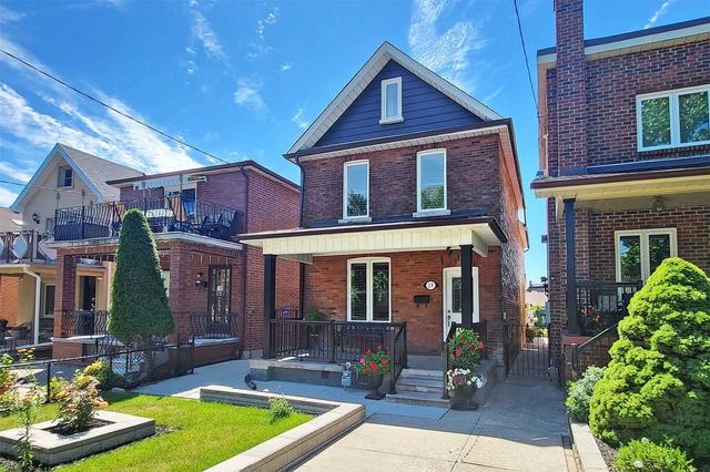 20 Greenlaw Ave, House detached with 3 bedrooms, 2 bathrooms and 2 parking in Toronto ON | Image 22