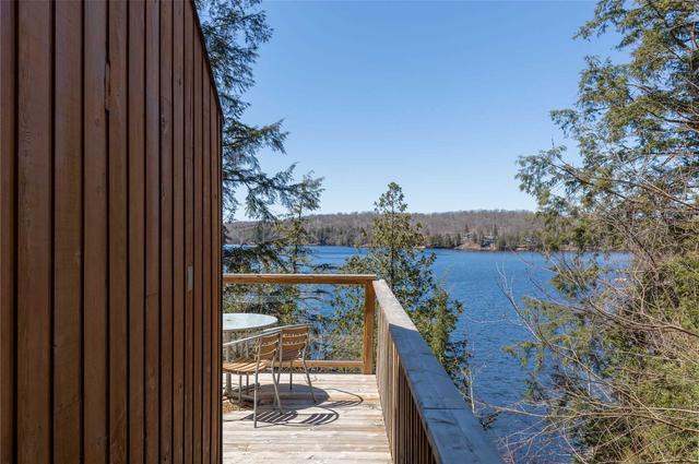 1033 East Walker Lake Dr, House detached with 3 bedrooms, 2 bathrooms and 6 parking in Lake of Bays ON | Image 38