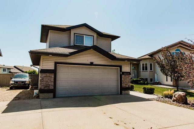 10249 72 Avenue, House detached with 4 bedrooms, 3 bathrooms and 8 parking in Grande Prairie AB | Image 4