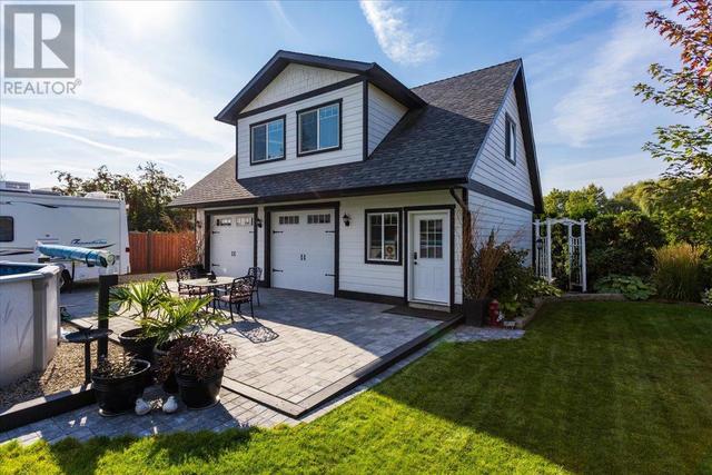 2840 Boyd Road, House detached with 3 bedrooms, 2 bathrooms and 10 parking in Kelowna BC | Image 39