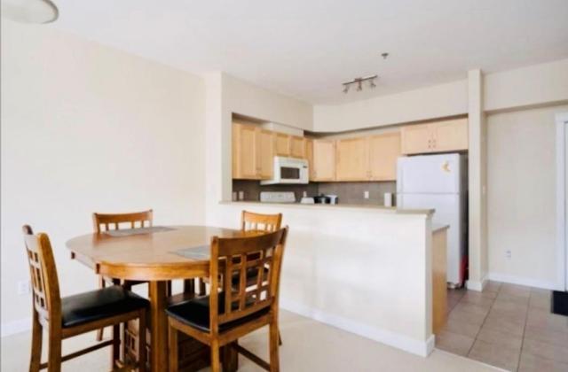 302 - 100 Denholm Gate, Condo with 2 bedrooms, 1 bathrooms and 1 parking in Wood Buffalo AB | Image 4